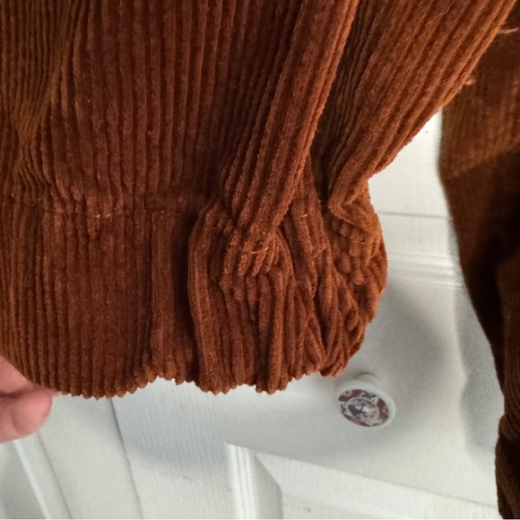 TGLA rust brown corduroy cropped jacket size small - Picture 6 of 7